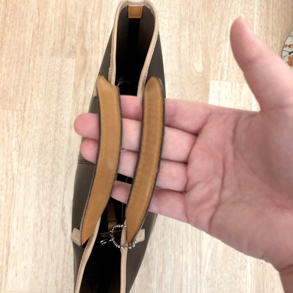 Coach Small Handbag - Picture 6 of 7